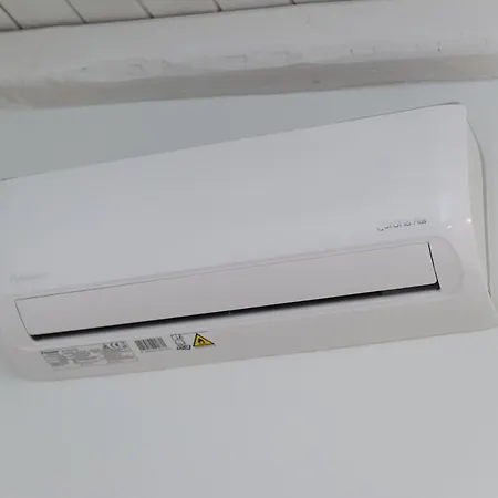 Antonakis Secret Pool & Hot Tub Hideaway Villa *