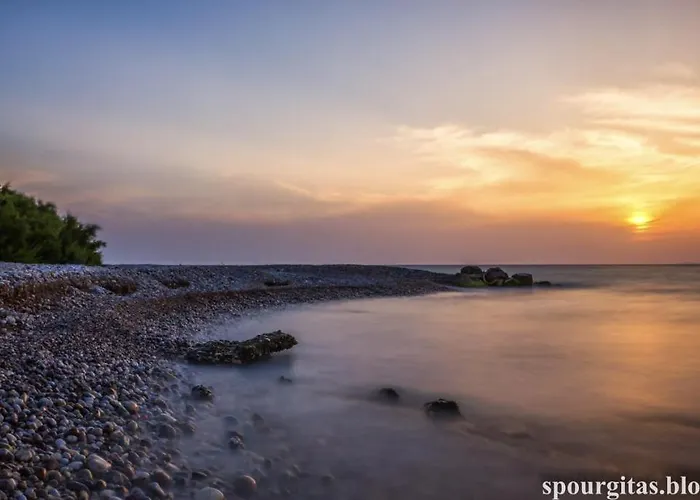 Antonakis Secret Pool & Hot Tub Hideaway Kremastí