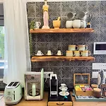 Вилла Antonakis Secret Pool & Hot Tub Hideaway *