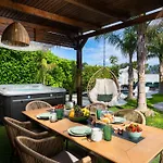 וילה Antonakis Secret Pool & Hot Tub Hideaway *