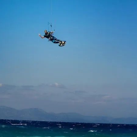 Antonakis Secret Pool & Hot Tub Hideaway