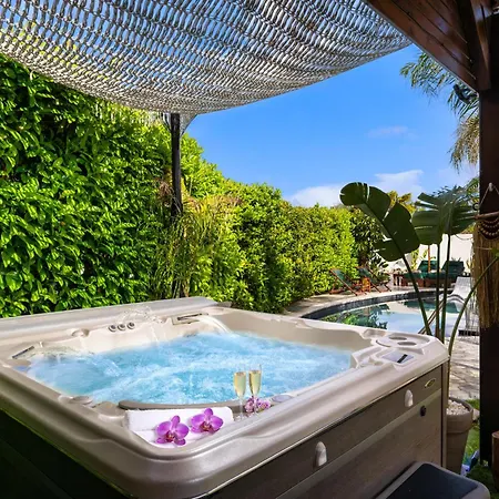 Antonakis Secret Pool & Hot Tub Hideaway Kremastí