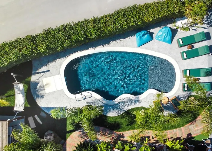 Antonakis Secret Pool & Hot Tub Hideaway * קרמסטי