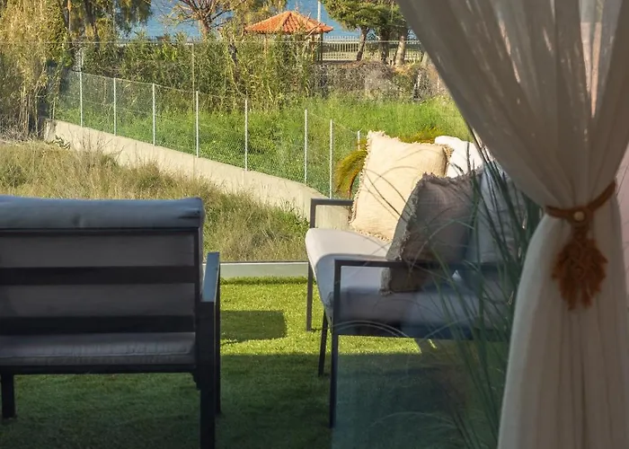 Antonakis Secret Pool & Hot Tub Hideaway ヴィラ *