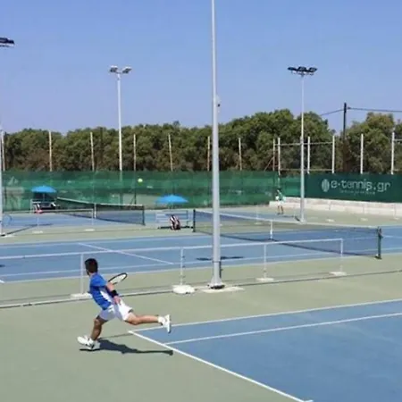 فيلة Antonakis Secret Pool & Hot Tub Hideaway