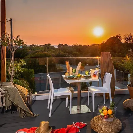 Antonakis Secret Pool & Hot Tub Hideaway فيلة Kremastí