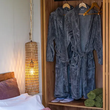 فيلة Antonakis Secret Pool & Hot Tub Hideaway Kremastí