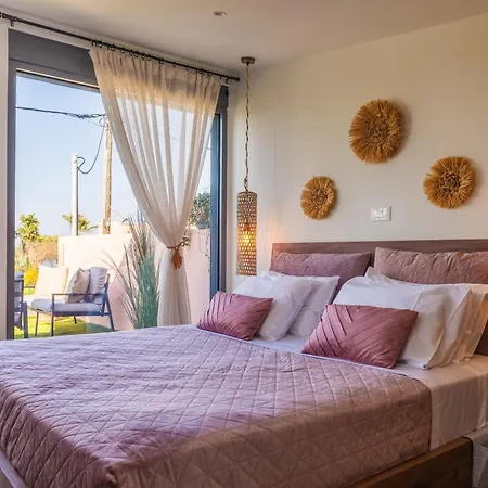 Antonakis Secret Pool & Hot Tub Hideaway فيلة *